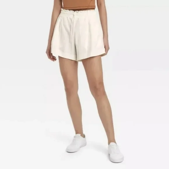 All in Motion Athletic Shorts Womens XXL Cream NEW - Picture 3 of 8